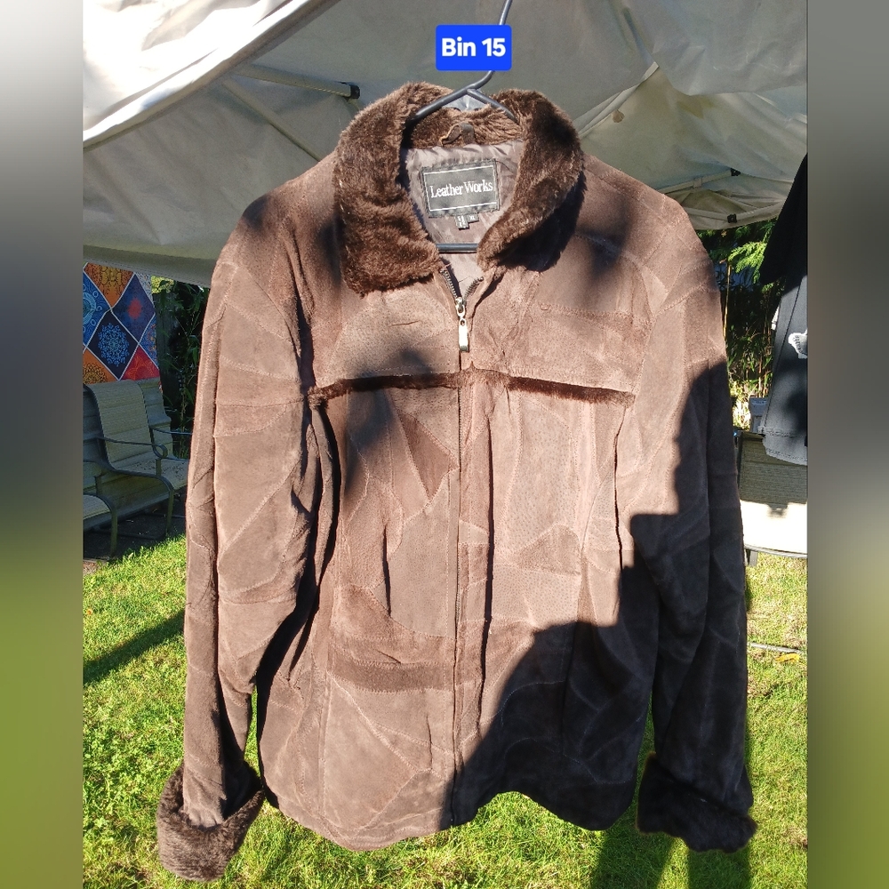 women's Brown Jacket - Picture 2 of 6